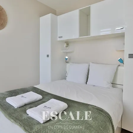 Apartamento Avec Terrasse Ensoleillee Sur Le Port Olona *
