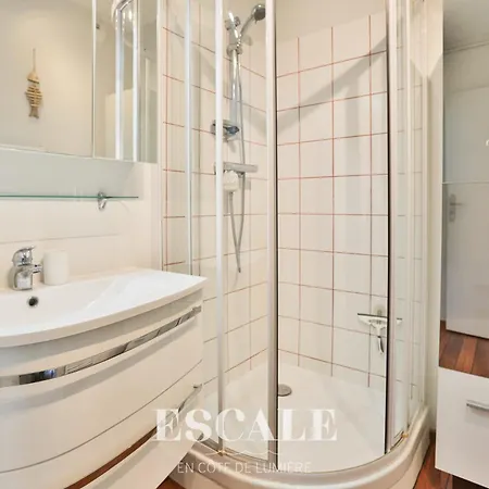 Apartamento Avec Terrasse Ensoleillee Sur Le Port Olona *